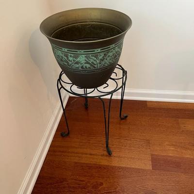 Planter and Stand (K)