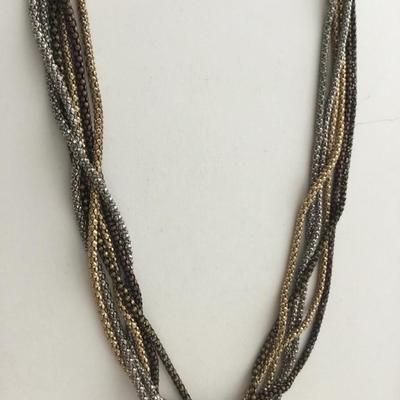 Multilayer chain look fashion necklace