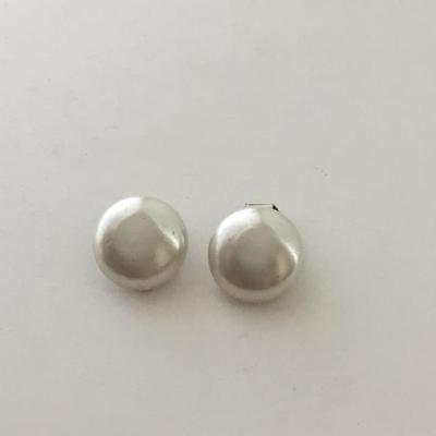 Pearl like clip on earrings vintage