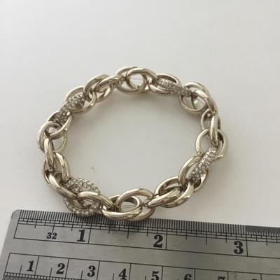 Gold tone stretchy chain like beautiful bracelet