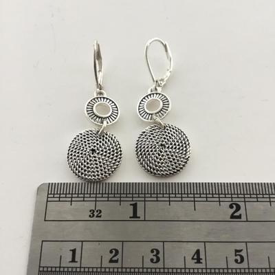 Unmarked beautiful silver tone dangle earrings