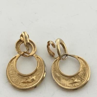 Vintage round gold tone clip on earrings