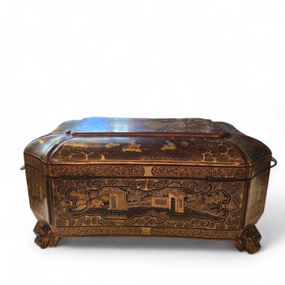 19th C. Chinois lacquer sewing box