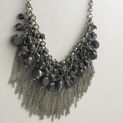 Silver tone unmarked statement necklace