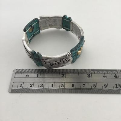 Love stretchy fashion bracelet
