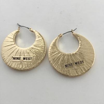 Nine West marked animal print earrings