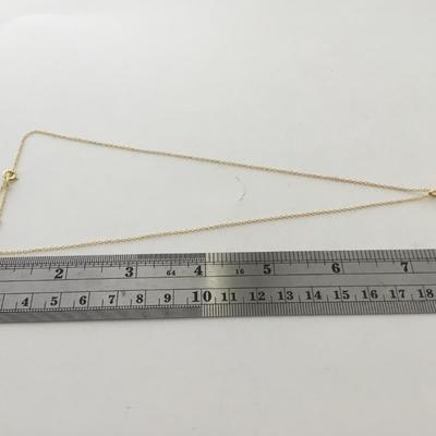 Gold tone beautiful everyday necklace
