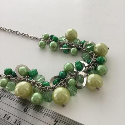 Green beaded fashion necklace