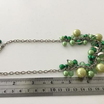 Green beaded fashion necklace