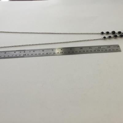 Dark statement fashion necklace