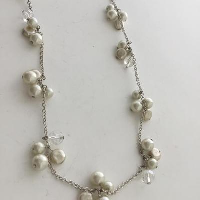 Beautiful fashion necklace