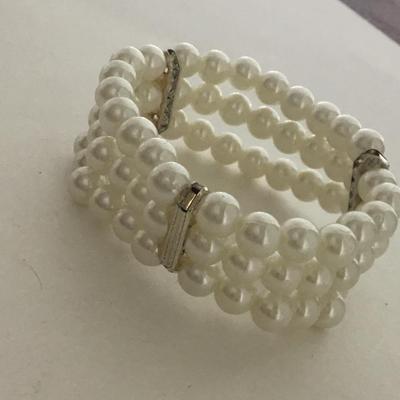 Faux beaded multilayer stretchy fashion bracelet