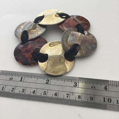 Unique stretchy fashion bracelet