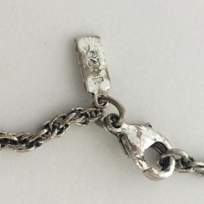 1928. Marked silver tone beautiful necklace