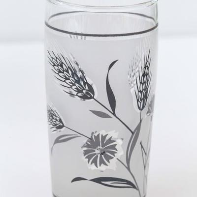 20 Magnificently Mad Regency Mid-Century Frosted Silver Leaf Barware by