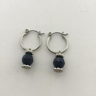 Unmarked silver tone hoop earrings