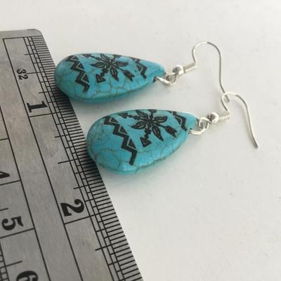 Silver tone blue fashion earrings