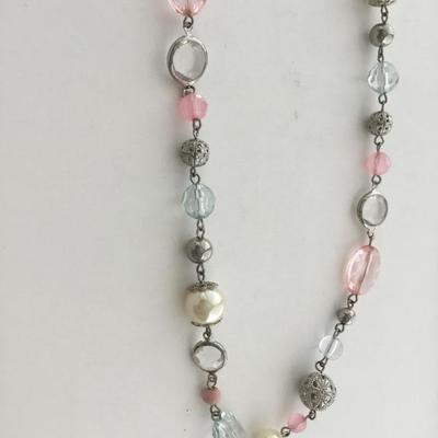 Beautiful colorful fashion beaded necklace