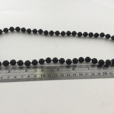 Black beaded fashion necklace