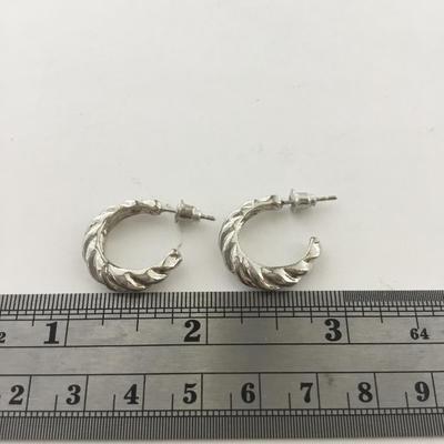 Unmarked silver tone hoop earrings