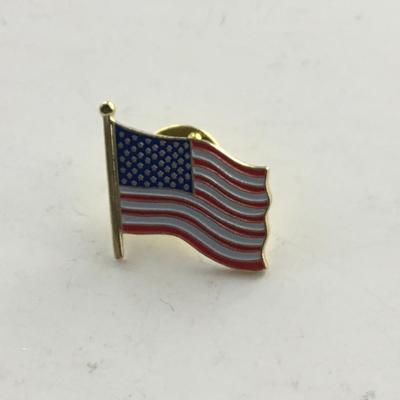 Gold tone American flag push pin