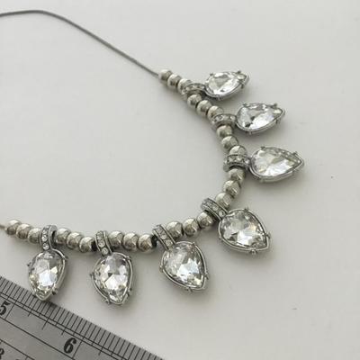 Silver tone unmarked faux gemstone fashion necklace
