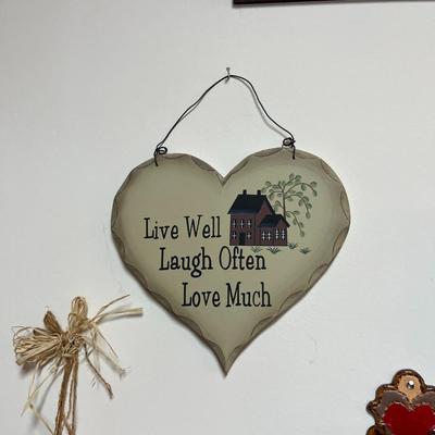 Home Sweet Home Wall Art Display