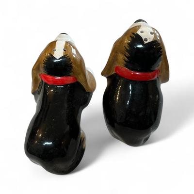 Pioneer Woman Basset Hound Salt and Pepper Shaker Set