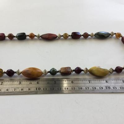 Colorful beaded fashion necklace