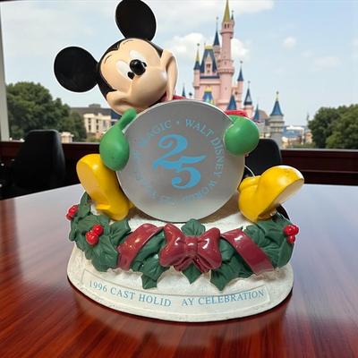 Walt Disney 1996 Cast Member Holiday Celebration Mikey Mouse Figurine