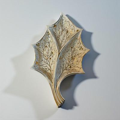 Ceramic Leaf Sectional Dish with Gold Trim