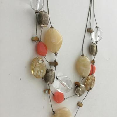 NY marked 3 layer fashion necklace