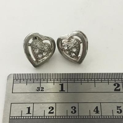 Silver tone heart fashion earrings