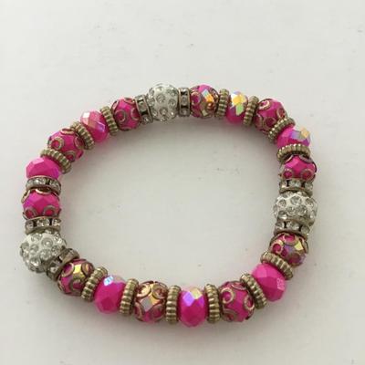 Light pink beaded stretchy beautiful bracelet