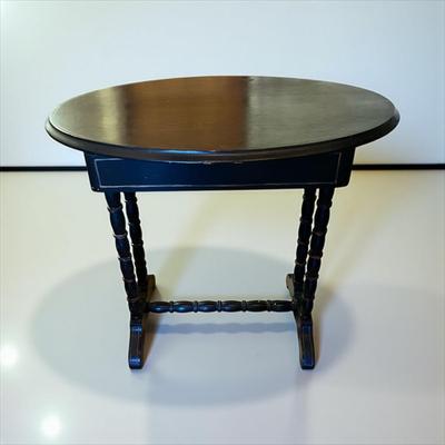 Antique Ebonized Oak Spindle Legs
