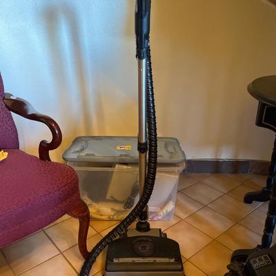 RAINBOW E2 Type 12 Black E-Series Canister Vacuum With Dolly.