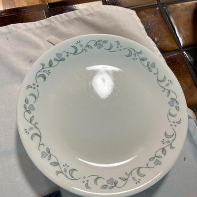 Corelle Country Cottage Luncheon Plate 8.5" Wide Set of 9