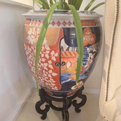 Pair of important tall antique Grand goldfish pots 