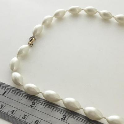 Faux pearl beaded collar necklace