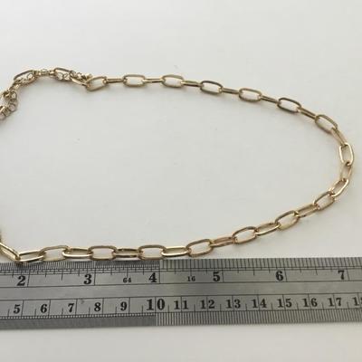Gold tone chain link type collar necklace