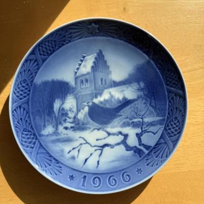 VINTAGE ESTATE SALE: DENMARK COLLECTIBLES