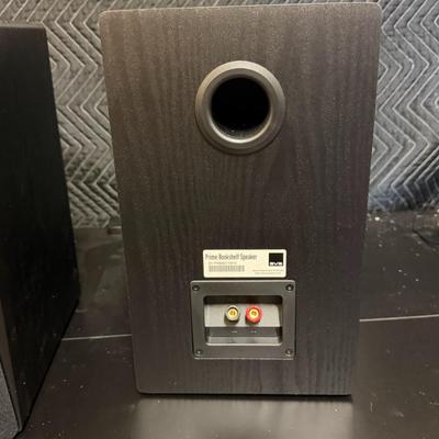 Pair SVS Prime Bookshelf Model Speakers