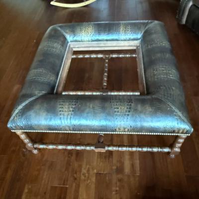 Square Coffee Table with Removable Serving Tray