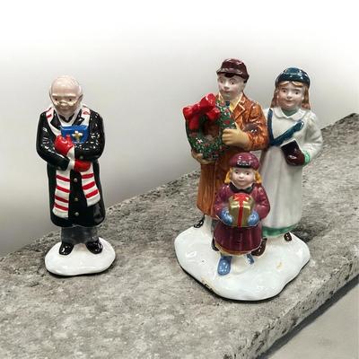 Dept 56 Snow Village Going To The Chapel 2 Piece Set #5476-3 Includes Box