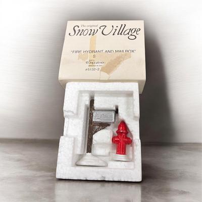 Dept 56 Snow Village Fire Hydrant and Mailbox #5132-2 Includes Box