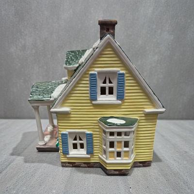 Dept 56 Snow Village North Creek Cottage With Light and Cord