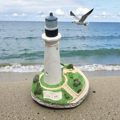 Harbour Lights Port Isabel Lighthouse in Texas #147 Includes Box