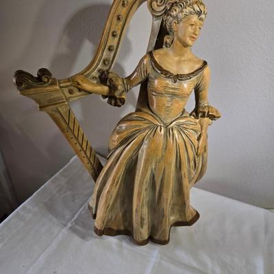 H46 Universal Statuary corp. 1958