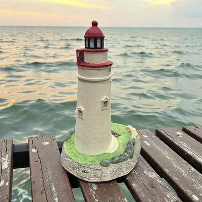 Harbour Lights Marblehead Lighthouse Ohio #121 Includes Box
