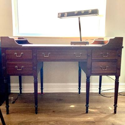 Tallon & Hellen Desk